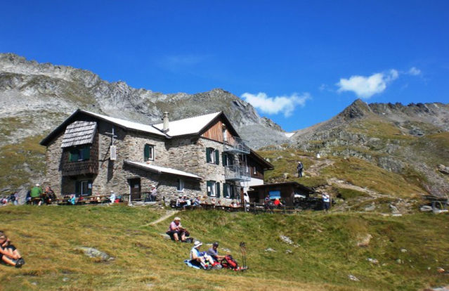 Birnlückenhütte - 2441 m