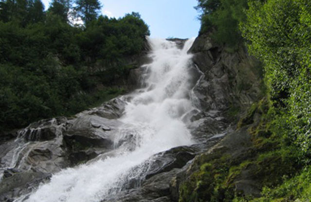 Rötwasserfall